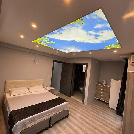 Nous Boutique Кушадасы