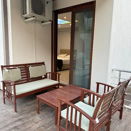 Nous Boutique Apart-hotel