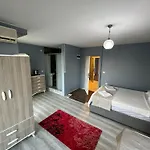 Nous Boutique